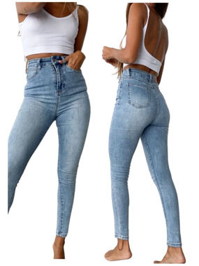 CHIPRE ‘Dharma’ Super High-Rise Jeans